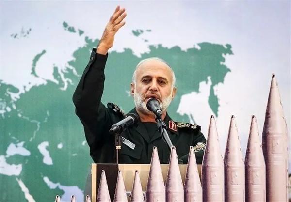 تابوت پسر زیرِ تابوت پدر؛ آخرین قاب پدر و پسری فرمانده شهیدِ قرارگاه خاتم‌الانبیا و پسرش +ویدیو