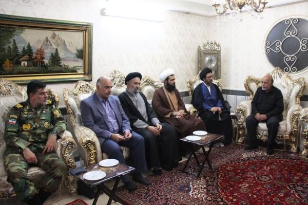 فیلم| دیدار مسوولان بروجرد با خانواده‌های شهدای حمله موشکی اسراییل