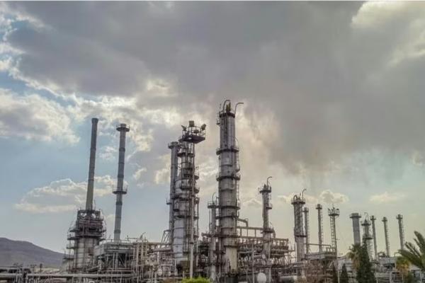  پالایشگاه تهران در سلامت کامل به سر می‌برد/ فعالیت بدون وقفه ادامه دارد 