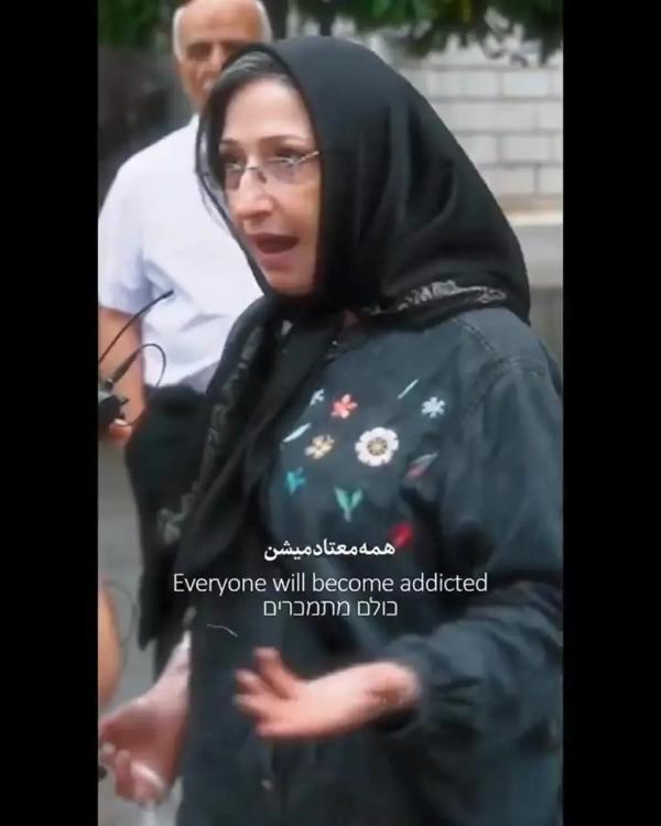  سخنان زن ایرانی خطاب به ترامپ و نتانیاهو/ منطق ، عزت و وطن پرستی به زبان شیرین گیلکی + فیلم 