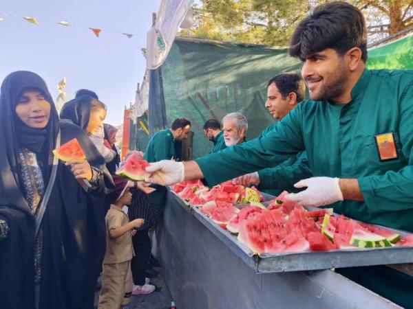 برگزاری مهمونی کیلومتری غدیر در بیرجند