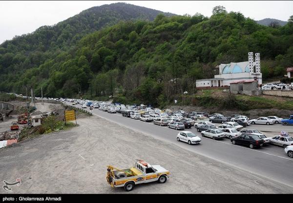  بازگشایی دوطرفه محور هراز پس از تخلیه بار ترافیکی سنگین 