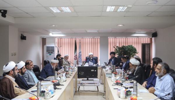 خسروپناه: جایگاه قرآن در بسیاری از زمینه‌ها مهجور است