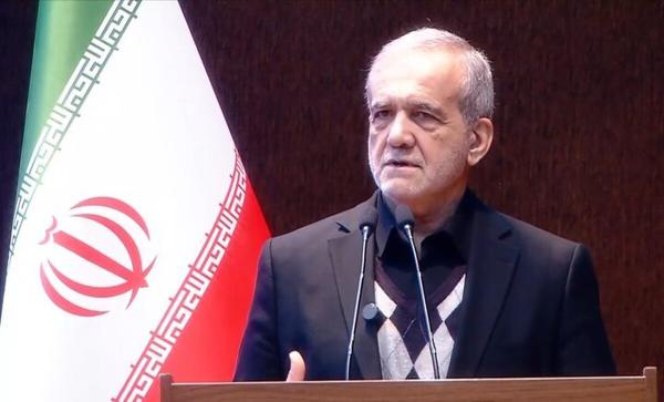  دیدار پزشکیان با فرماندهان و کارکنان فراجا 