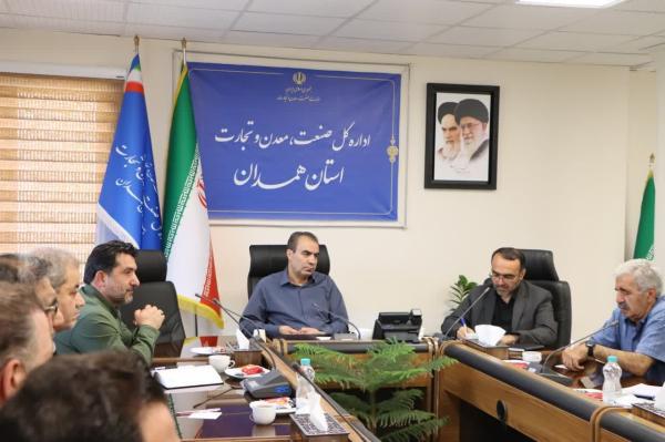 اصناف همدان همراه مردم / ۴۰ تیم بازرسی بازار را رصد می‌کنند