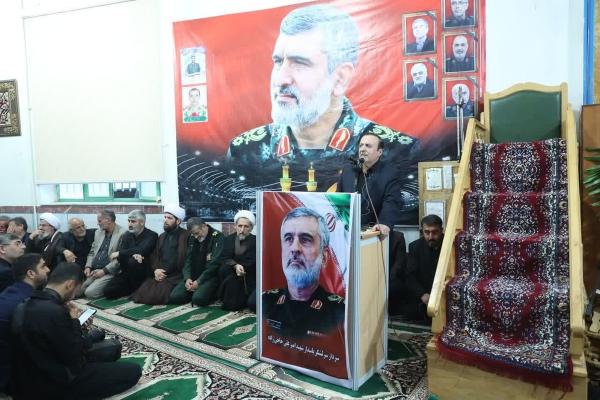  شهید حاجی زاده از مفاخر بزرگ ایران اسلامی است 