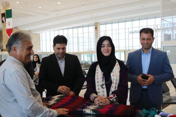 مکلف به تکمیل زنجیره ارزش صنایع دستی در قالب برنامه هفتم توسعه هستیم