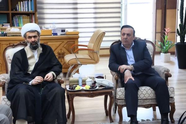  نشست مشترک استاندار قزوین با نمایندگان سران سه قوه در استان 