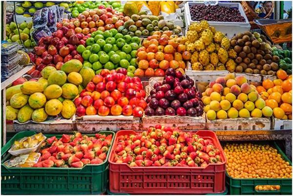 کاهش قیمت میوه و سبزیجات در بازار؛ از زردآلو تا توت‌فرنگی+ویدیو