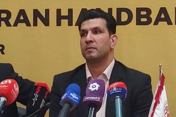درخواست رئیس فدراسیون هندبال : فضای باشگاه داری و تیم داری اصلاح شود