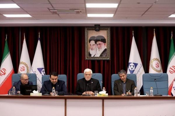  عارف: سرداران جبهه اقتصادی در جنگ ۱۲ روزه خوش درخشیدند 