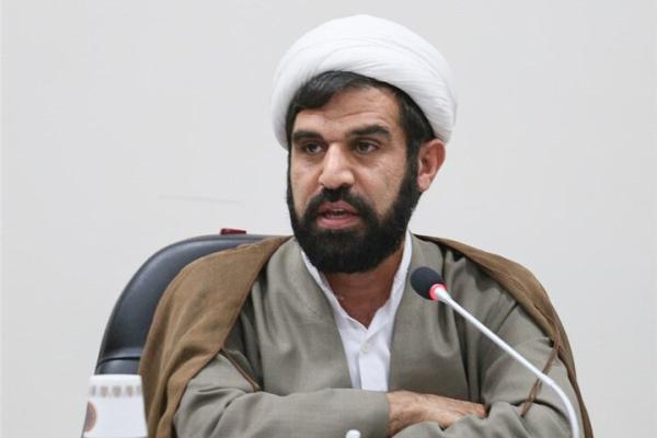 عوامل نفوذی دشمن شناسایی و به اشد مجازات برسند