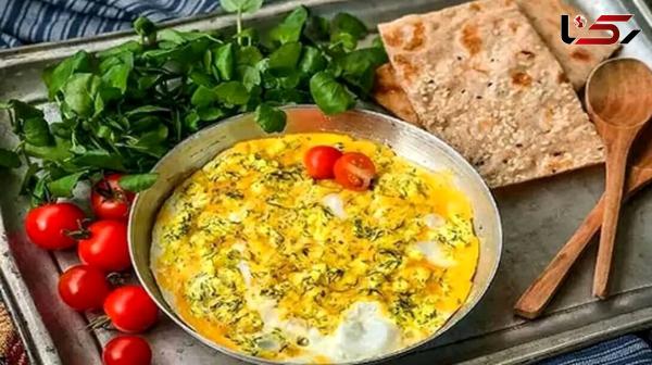  طرز تهیه پنیر برشته شمالی؛ غذای عالی با پنیر محلی و تخم‌ مرغ 