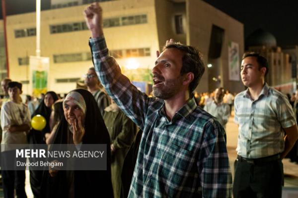 اجتماع مشهدی‌ها در حمایت از عملیات وعده صادق ۳
