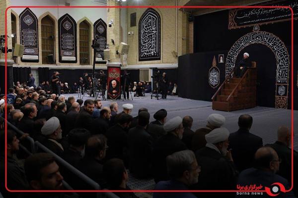 نوحه‌خوانی محمدرضا بذری در مراسم عزاداری شب تاسوعای حسینی در حسینیه امام خمینی 
