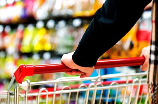   بیانیه اتاق اصناف درباره کالاهای اساسی/ مردم از خریدهای هیجانی پرهیز کنند 