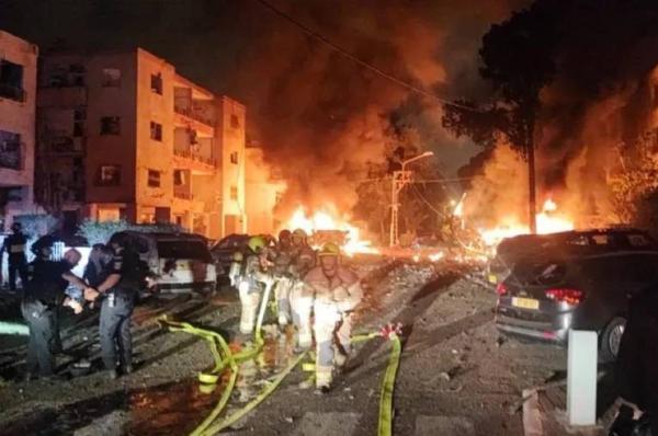 ژنرال صهیونیست: موشکهای ایران، اسرائیل را به آتش میکشند
