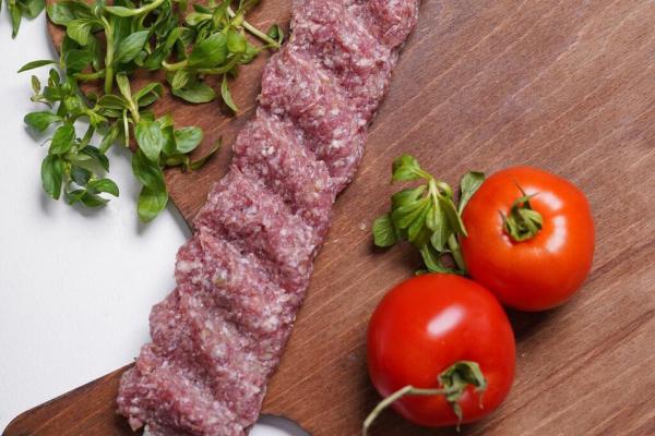 چرا کباب کوبیده شما خوشمزه نمی‌شود؟ ؛ راهنمای کامل پخت کباب کوبیده در خانه 
