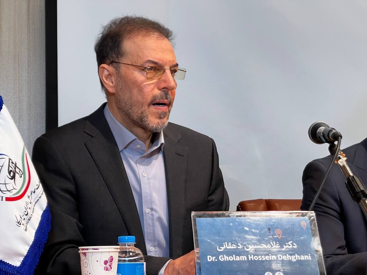 تا پایان مرداد امکان توافق میان ایران و آمریکا بعید است | این کار اروپا خطر جنگ با ایران را افزایش میدهد
