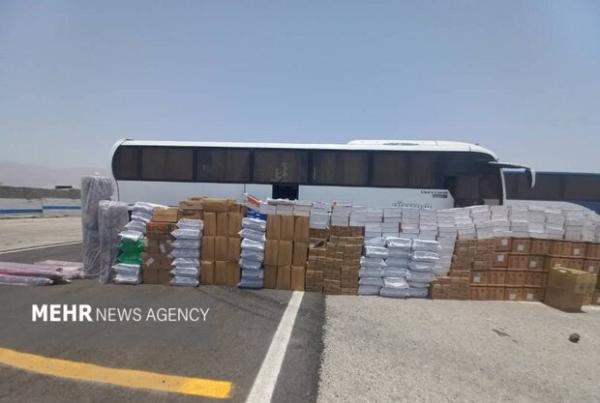 توقیف اتوبوس مسافربری به دلیل حمل نامتعارف بار