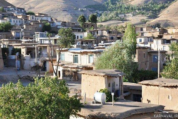 یک روز بعد از سقوط لاشه موشک در «دینور» کرمانشاه؛ روستا در آرامش است