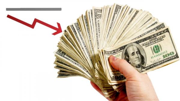 سقوط دلار به پایینترین رقم در ۳ سال اخیر