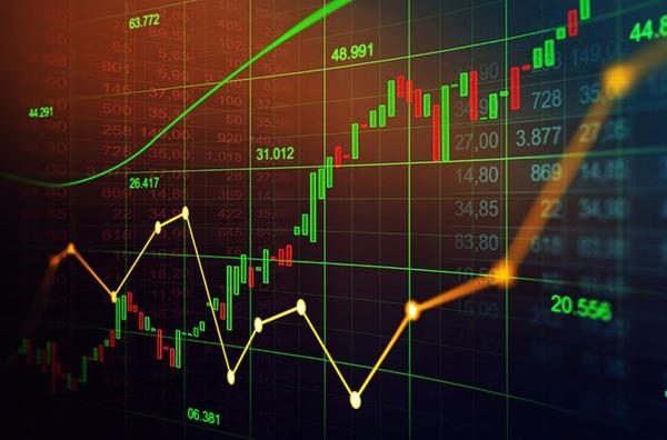  رفتارهای هیجانی در بورس پایدار نیست/ سهامداران گرفتار هیجانات نشوند 