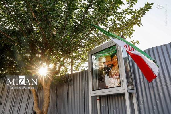 عکس/ گلباران آمبولانس هدف‌قرارگرفته شده در میدان هفت‌تیر