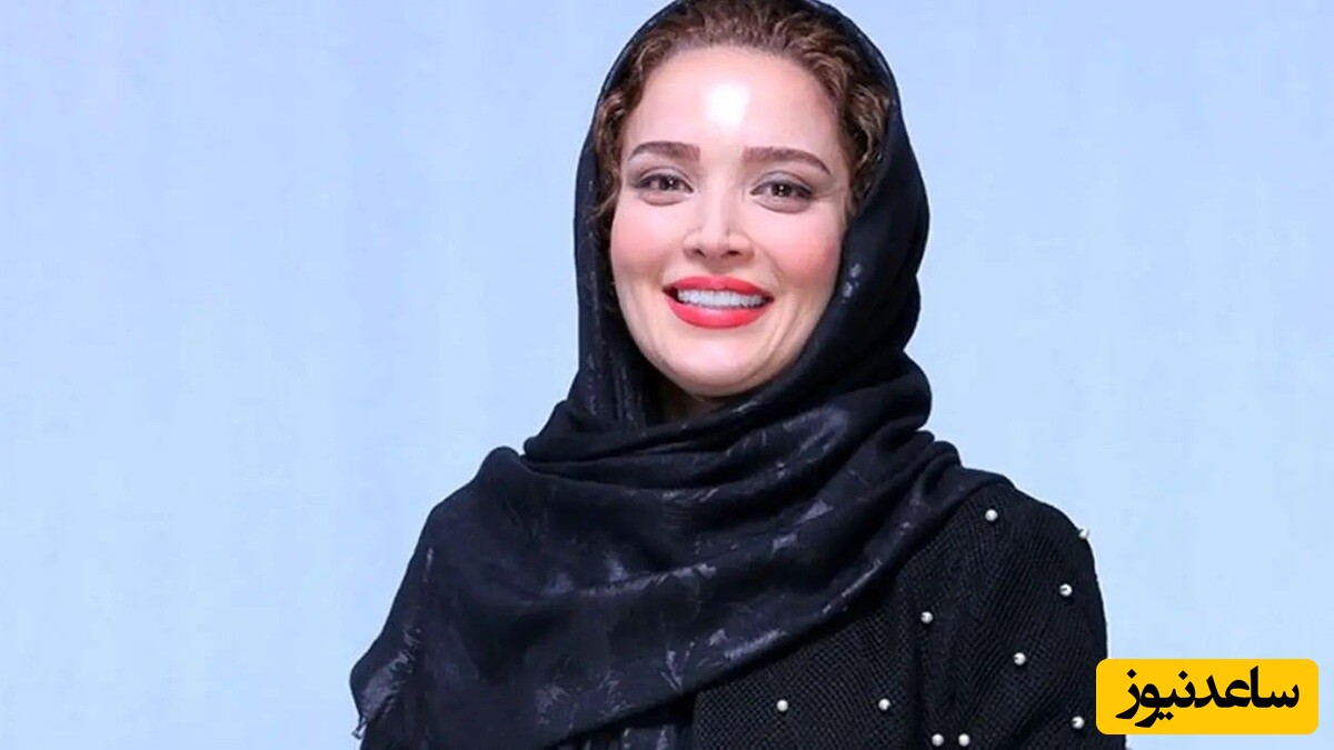 نگاهی به میز کَنده کاری شده و گلدان انسان نمای تِراس پُر از گل و گیاه بهنوش طباطبایی/ تِراس خودش اندازه یه خونه اس +عکس