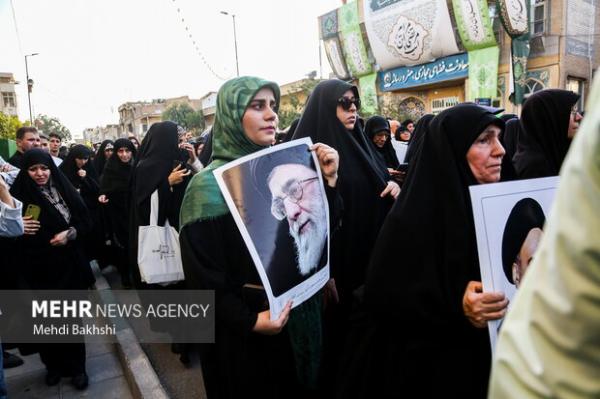 تشییع ۸ شهید مراکز نظامی در شهر مقدس قم