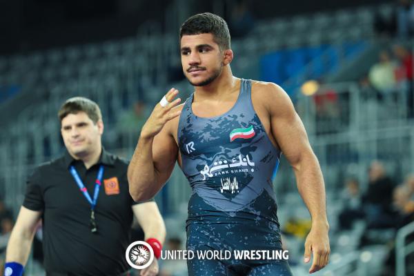 فرخی با برد قهرمان جهان ملی‌پوش شد