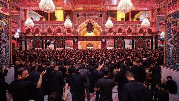 عزاداری پرشور عراقی‌ها در حرم امام حسین (ع) | ویدئو