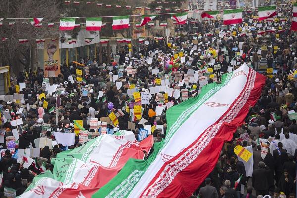  صلاح کار ایران در مذاکره و صلح است / اگر دشمن نپذیرفت و حمله آورد، طوری بجنگ که تاریخ بتواند افتخار کند 