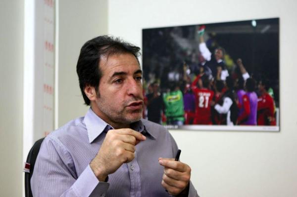  ورمزیار: مدیران فعلا نتوانستند هواداران استقلال را خوشحال کنند/ به هزار دلیل ساپینتو انتخاب خوبی بود 