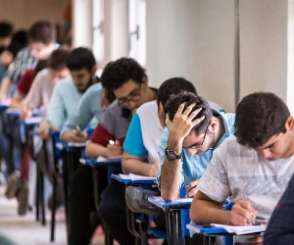 تاریخ دقیق برگزاری کنکور سراسری ۱۴۰۴ + دریافت کارت ورود به جلسه 