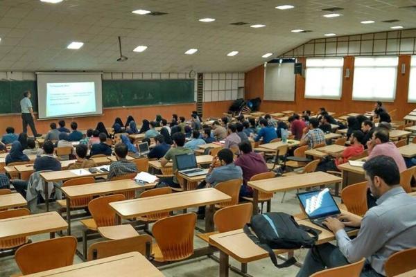 کاهش زمان جذب هیئت علمی دانشگاه‌ها به ۶ ماه