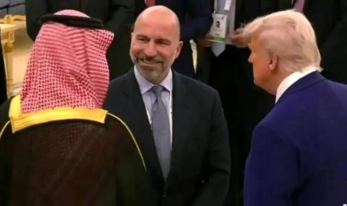 ترامپ خطاب به دارا خسروشاهی: امروز تو را می‌فرستم تا با ایرانی‌ها مذاکره کنی! چه ایده خوبی!