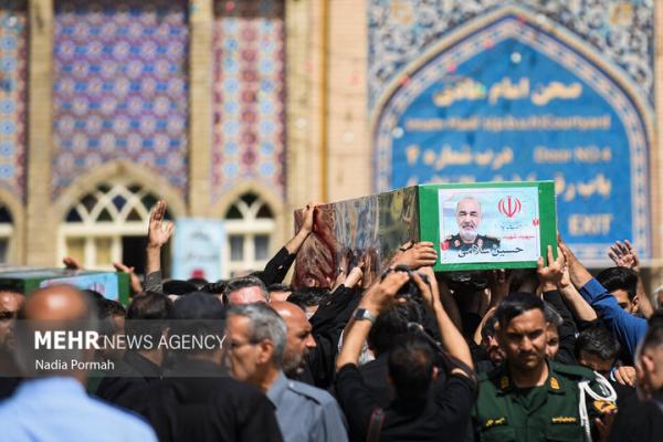 دختر شهید سلامی: با مجاهدت‌های فرماندهان شهید توهمات دشمن نقش برآب شد