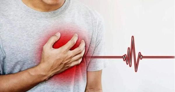   آشنایی با تداخلات غذایی داروهای قلبی/ راهنمای جامع برای مصرف ایمن 