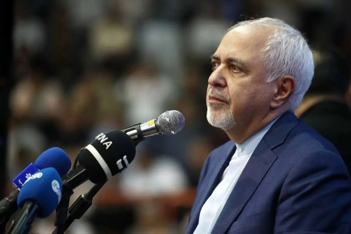ظریف: قاعده در جمهوری اسلامی خال اول‌ را بزنید، هرکس صدای بالاتر داشته باشد موفق است