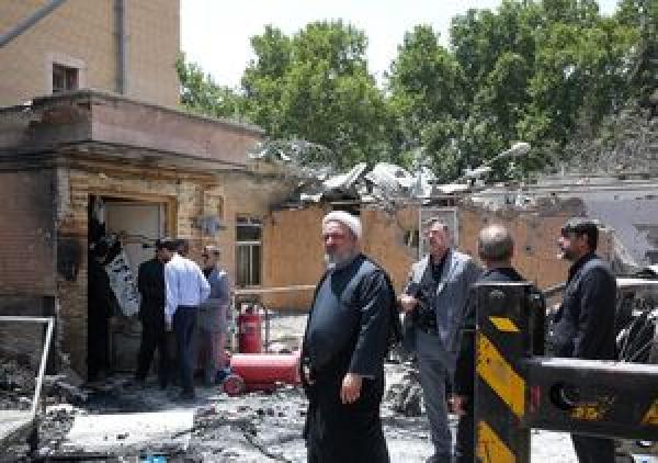 عکس/ بازدید جمعی از نمایندگان مجلس از زندان اوین