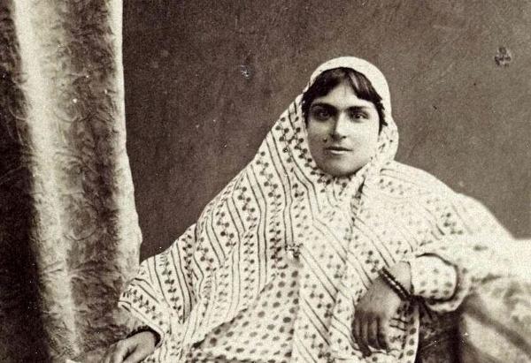  سفر به عصر قاجار؛ از «نهال‌های زاینده‌رود» تا «عکس آتلیه‌ای سردار قجری» 