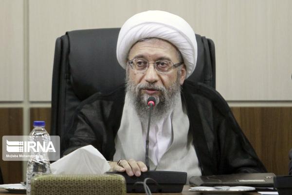 آیت‌ الله آملی لاریجانی: غنی سازی در کشور از خطوط قرمز مذاکرات است