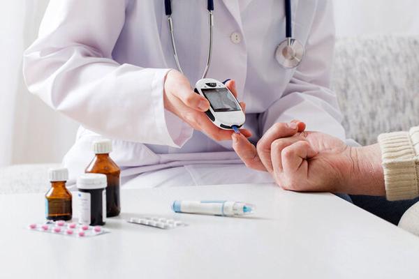 چگونه بدون تزریق انسولین قندخون را به سرعت کاهش دهیم؟