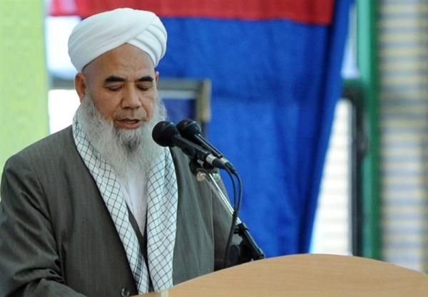 تهدید رهبر عزیزمان از سوی آمریکا یک «غلط اضافی» است/ فدایی ولایت هستیم