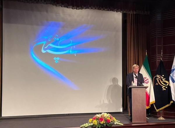 سیدمحمد بهشتی: صنایع دستی از معاصر شدن امتناع دارد