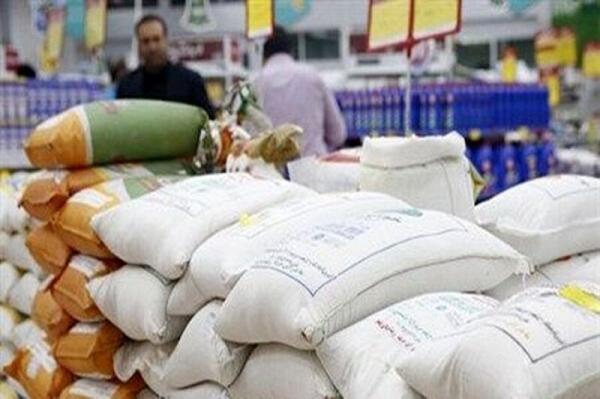 وضعیت ذخیره‌سازی کالاهای اساسی در استان اردبیل مطلوب است