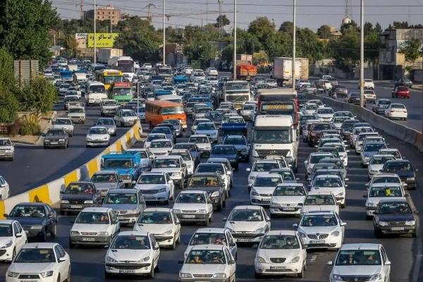  ترافیک سنگین در مسیرهای ورودی به تهران 
