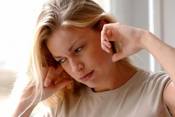   مدام دچار گرفتگی گوش می شوید؟ بخوانید 