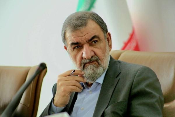 محسن رضایی با لباس نظامی در شبکه خبر + تصاویر